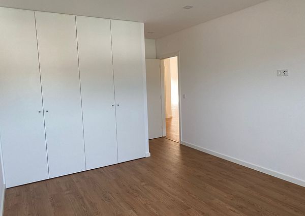 Fantástico Apartamento com 2 Quartos para Arrendamento em Loures