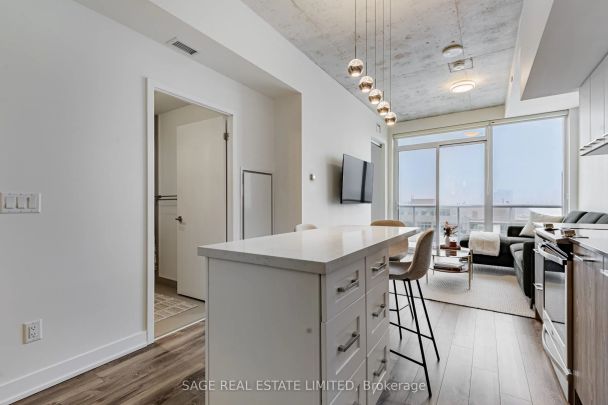 30 Baseball Place #1114 - Photo 1