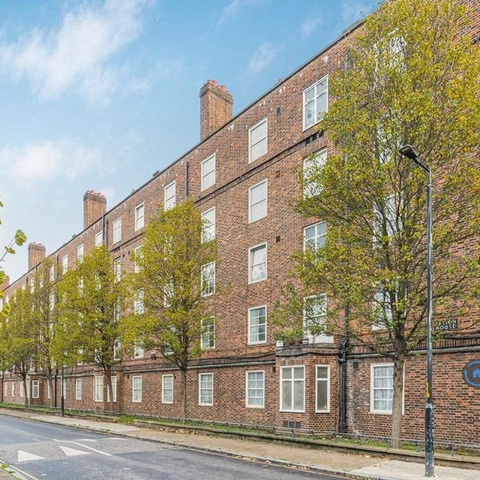 1 bedroom in a flat share to rent - Photo 1