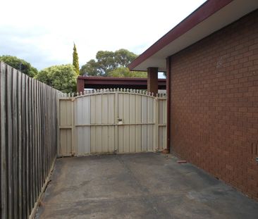 11 Rotherwood Close, 3152, Wantirna Vic - Photo 1