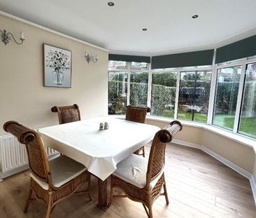 46 Thornhill Parade, Stormont, Belfast, BT5 7AU - Photo 2