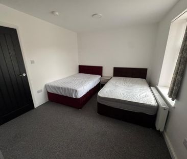 2 bedroom terraced house to rent - Photo 6