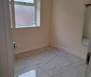 4 bedroom maisonette to rent - Photo 2