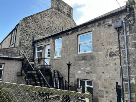 2 bedroom maisonette to rent - Photo 5
