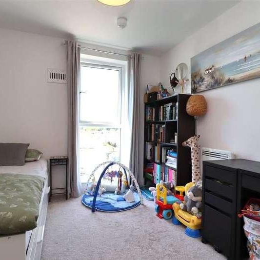 Woking, Surrey, GU22 - Photo 1