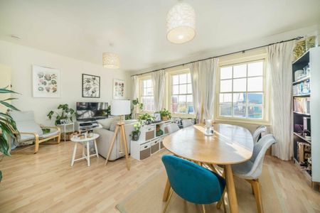 The Broadway - Photo 5