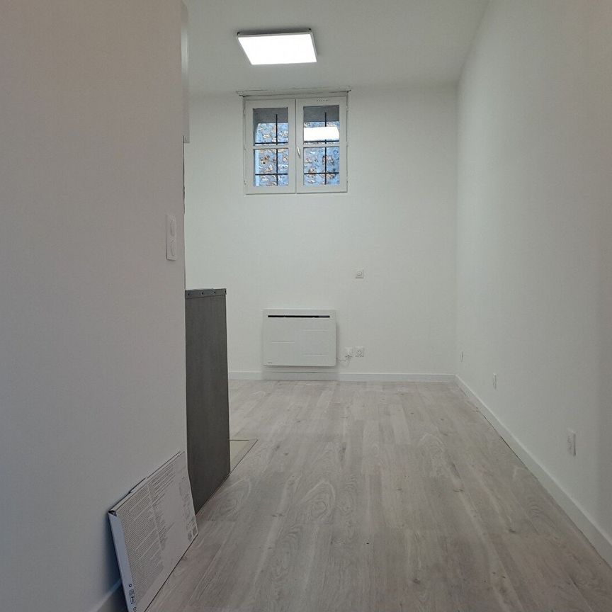 Location Appartement 1 pièce 20m² - Photo 1