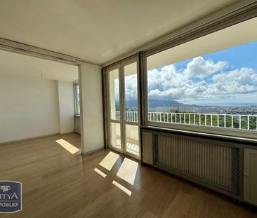 Location Appartement 4 pièces 80m² MARSEILLE 9ème - Photo 1