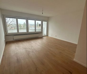 *Geräumige Wohnung - Bezug sofort möglich* - Photo 2