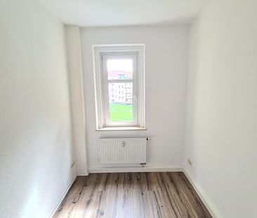 geräumige 2,5 Raum Wohnung auf Wunsch mit EBK - Photo 3