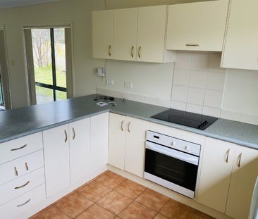 Property Management88 Bluebird Crescent, Unsworth Heights - House f... - Photo 5