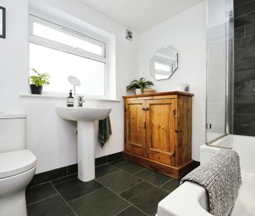 2 bedroom terraced house to rent - Photo 3