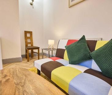 1 Bed Flat, Mansfield Road, NG1 - Photo 1