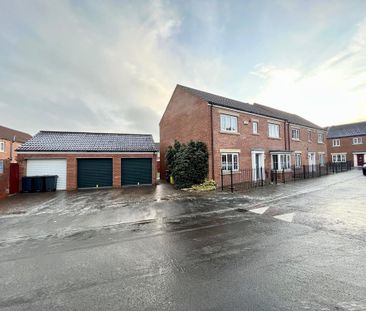 4 bedroom detached house to rent - Photo 3