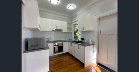 Low Maintenance & Modern Living - Photo 5