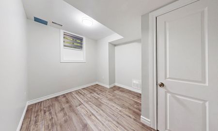For Lease - 85 Eaglecrest Street Unit# Lower, Kitchener, Ontario - Photo 2