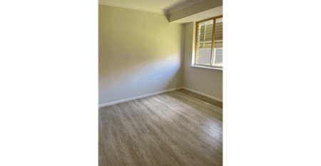 3-Bedroom Home with Large Backyard and Patio - Photo 4