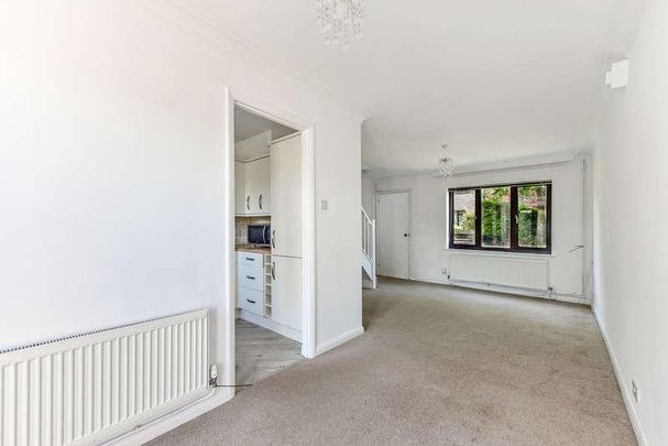 Derwent Close, Horndean, PO8 - Photo 1