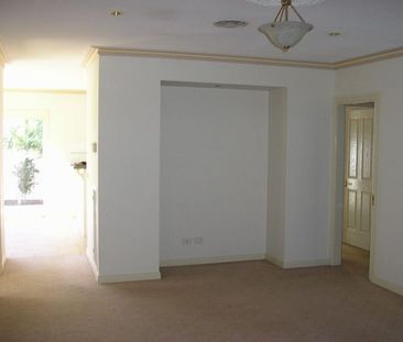 2 Bedroom Townhouse - Photo 2