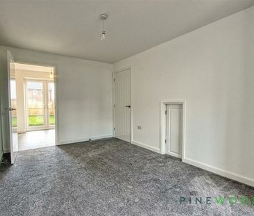 2 bed End Terrace, - Photo 5