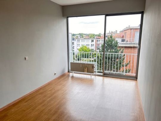 Appartement te huur - Photo 1