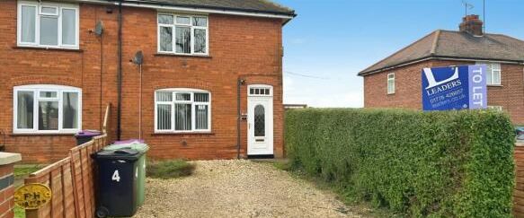 3 bedroom mid-terrace to rent Bytham Road, Creeton - Photo 1