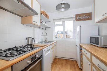 2 bedroom flat to rent - Photo 5