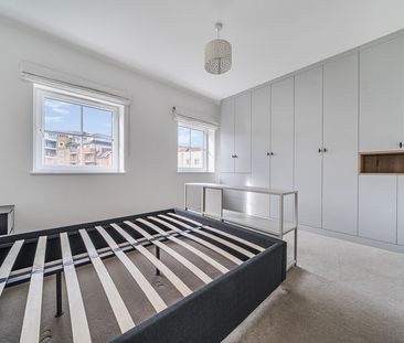 Cottage Walk, Godalming - 4 bedrooms Property for lettings - Seymours - Photo 3