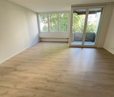 Neu sanierte Singlewohnung an ruhiger Lage sucht Sie! - Photo 1