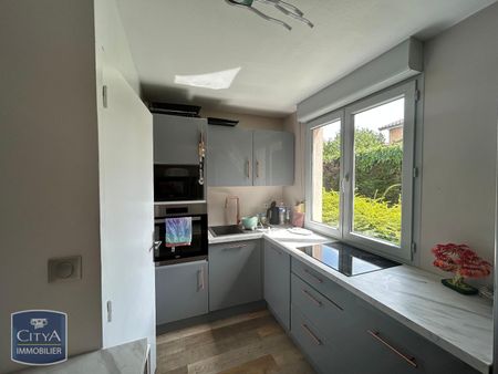 Location Appartement 2 pièces 47m² VILLEFRANCHE SUR SAONE 69400 - Photo 4