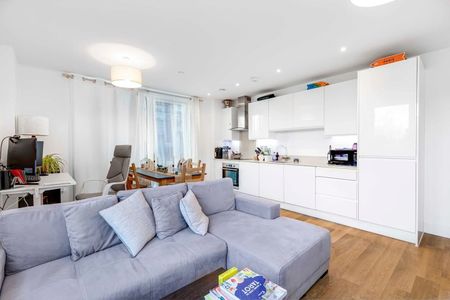 1 Bed Flat, Palmitine House, SW11 - Photo 4