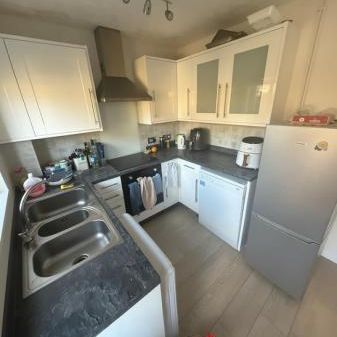 Heron Drive, Lenton, Nottingham, NG7 - Photo 1