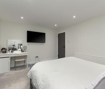 3 bedroom detached bungalow to rent - Photo 4