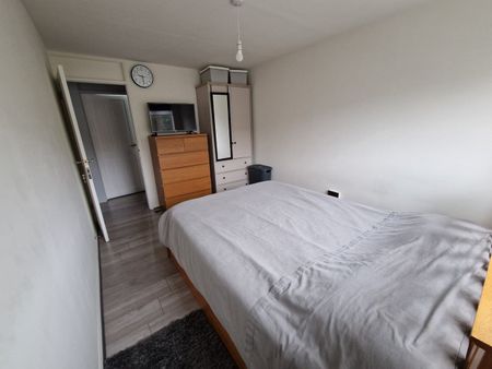 1 Bed Flat, Pampisford Road, CR8 - Photo 2