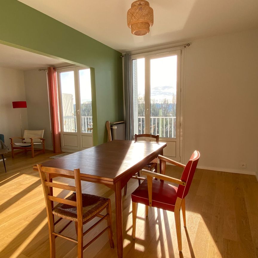 Appartement T5 - 93.13 m² - TOURS - Photo 1