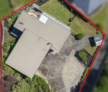 Red Beach 4 bed, 3 bath - Photo 5