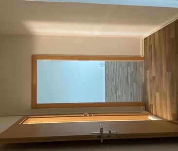 Frisch modernisierte Puppenstube mit neuem Bad nahe Alt-Marzahn - Photo 1