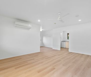 Charming Home With Expansive Entertaining Space - Photo 2