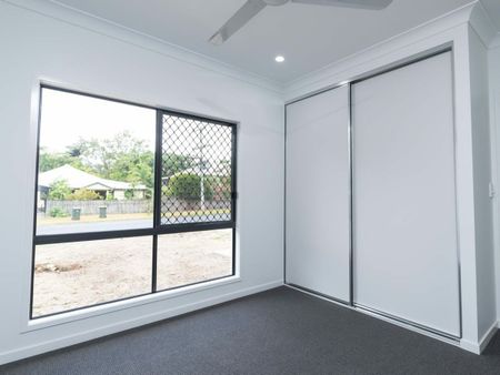 6 Griffiths Street, Manoora QLD 4870 - House For Rent | Domain - Photo 3