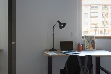 Passeig Facultats, Valencia, Valencian Community 46021 - Photo 2