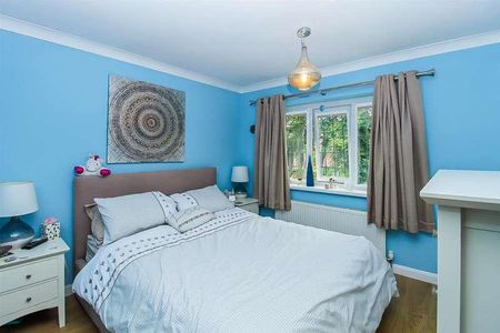 Lodge Farm Gardens, Altofts, WF6 - Photo 4