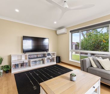 Spacious Family Comfort in the Heart of Bracken Ridge - Photo 5