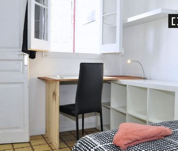 barcelona, Catalonia 08013 - Photo 6