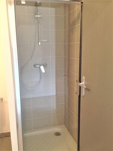 Location Appartement 1 pièce 18m² MARSEILLE 9ème - Photo 2