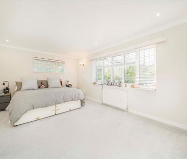 5 bedroom detached house to rent - Photo 4