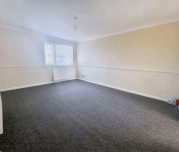 2 bed upper flat to rent in NE23 - Photo 3