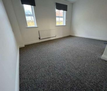 Henley Way, Frome, Somerset, BA11 - Photo 2