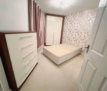Markfield Avenue, Manchester, M13 - Photo 5
