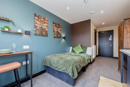 Crown House, Nuneaton, CV11 4BX - Photo 3