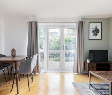 1 bedroom ground floor flat to rent - Photo 2